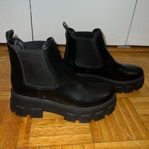 Lug sole ankle boots